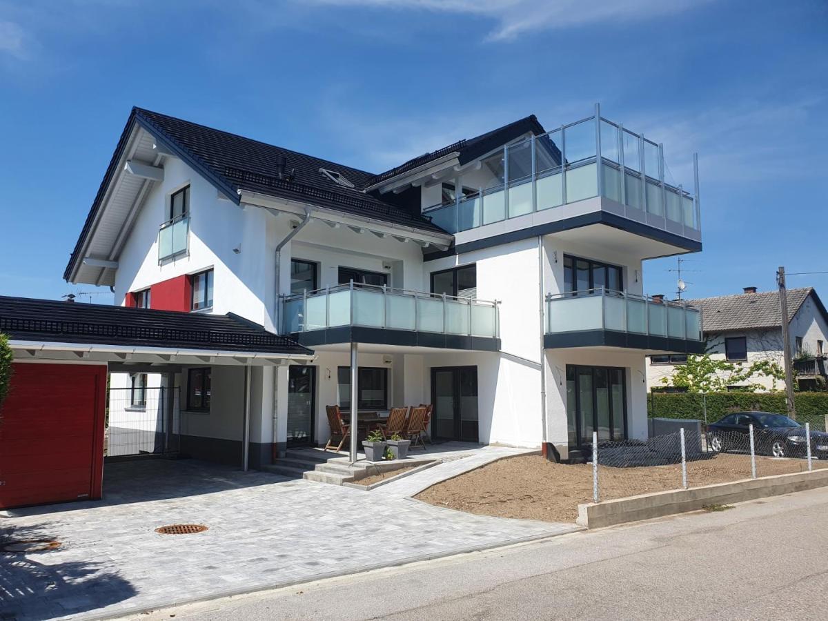 Top-Moderne Und Geraeumige Ferienwohnung Assling Kültér fotó